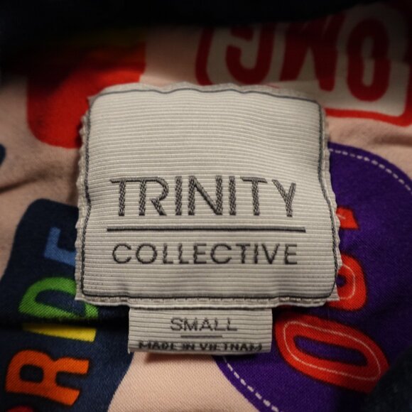 Trinity Collective Pride Print Button-Up Shirt Women's Small Multicolor Equality - Picture 2 of 7